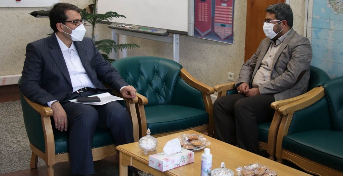 بازدید دکتر محمد رضوانی فر از باشگاه خبرنگاران جوان