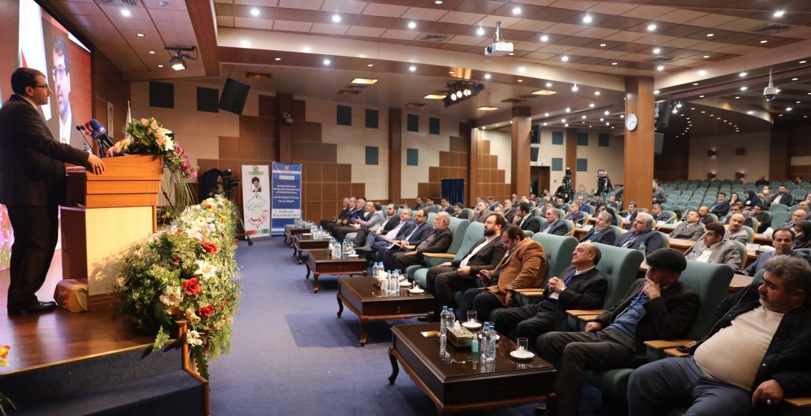 دکتر محمد رضوانی فر رئیس کل گمرک ایران در مراسم رونمایی از سند راهبردی گمرک جمهوری اسلامی ایران و به مناسبت روز جهانی گمرک و با حضور وزیر اقتصاد به تشریح ۶ محور تحول آفرین گمرک پرداخت.