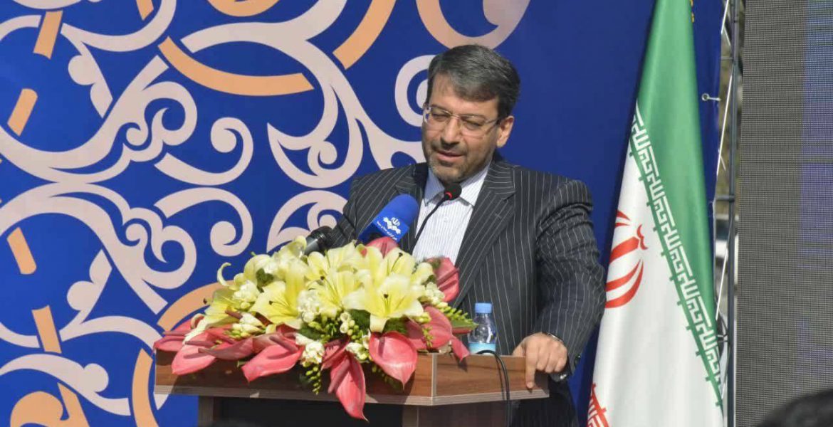 معاون وزیر اقتصاد و رئیس کل گمرک: با اقدامات انجام گرفته در زمینه تسهیل گری زمان انجام تشریفات گمرکی به طور متوسط در ۴ ساعت انجام می شود.
