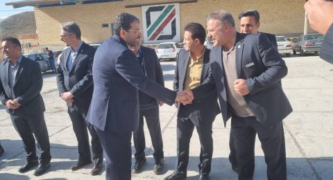 دکتر محمد رضوانی فر معاون وزیر اقتصاد و رئیس کل گمرک ایران و هیات همراه به استان خراسان رضوی سفر کردند .