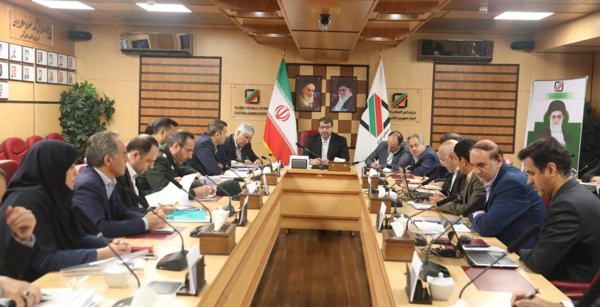 با حضور معاون وزیر اقتصاد و رئیس کل گمرک ایران انجام‌ شد برگزاری نخستین جلسه ارزیابی عملکردحوزه نظارت گمرکات کرمانشاه و گمرک سمنان در سال ۱۴۰۱ و برنامه های سال ۱۴۰۲
