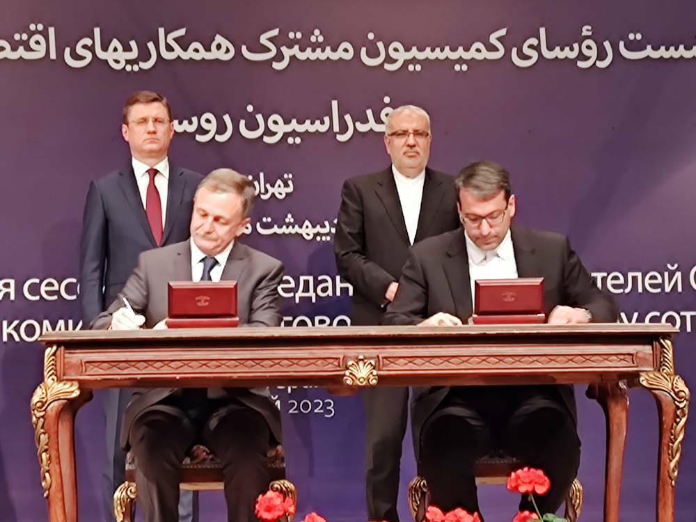 امضای سند فعالان اقتصادی مجاز بین روسای گمرکات ایران و روسیه