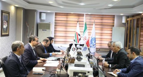 معاون وزیر اقتصاد و رئیس کل گمرک ایران در دیدار دبیرکل اکو عنوان کرد صادرات ۱۳ میلیارد دلاری ایران به کشورهای عضو اکو در سال ۱۴۰۱