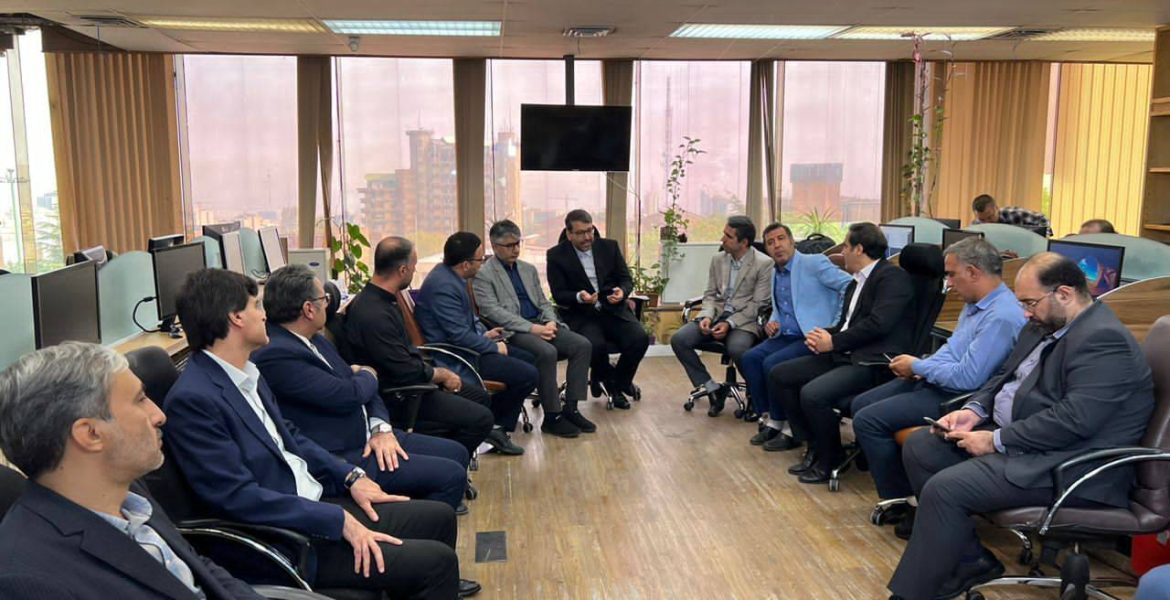 بازدید معاون وزیر اقتصاد و رییس کل گمرک ایران از خبرگزاری ایرنا و دیدار با مدیرعامل این خبرگزاری