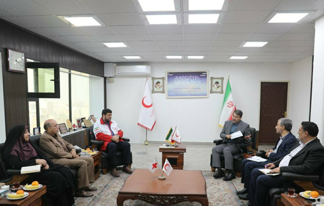 رضوانی فر: با هدف تسهیل و تسریع در ترخیص کالاهای هلال احمر گمرک اختصاصی هلال احمر ایجاد می شود