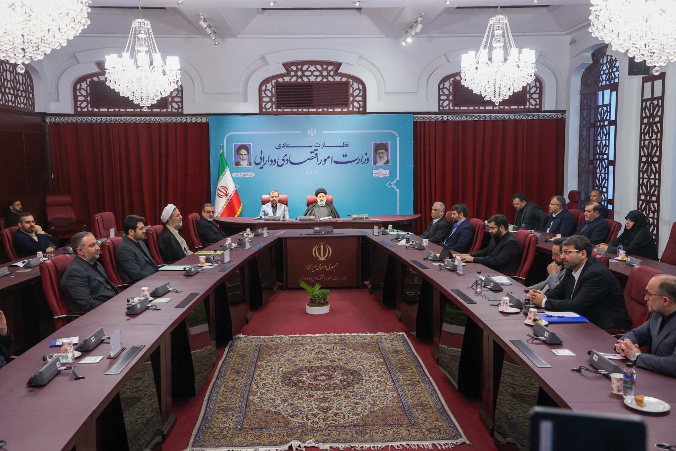 توصیه های رئیس جمهور به رئیس کل گمرک ایران: تسهیل تجارت برای کشور مسئله ما در گمرکات است