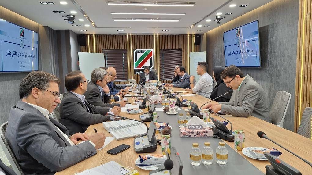 برگزاری میز خدمت گمرک ایران با حضور دکتر رضوانی فر ویژه شرکتهای دانشبنیان