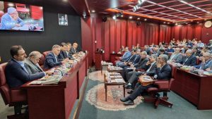 نشست تخصصی دکتر رضوانی فر معاون وزیر اقتصاد و رئیس کل گمرک ایران با اعضای اتاق بازرگانی، صنایع، معادن و کشاورزی تهران با هدف بررسی مشکلات حوزه تجارت خارجی و امور گمرکی 